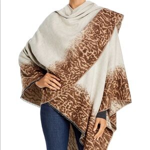 Fraas sand and camel animal border scarf wrap NWT